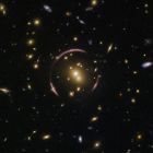 Les anneaux d'Einstein nous dévoilent de la matière noire... ondulatoire
